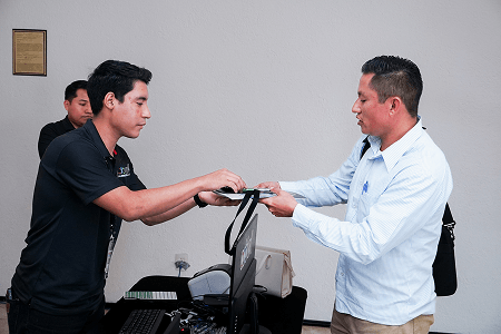 Registro de asistentes en Expogas